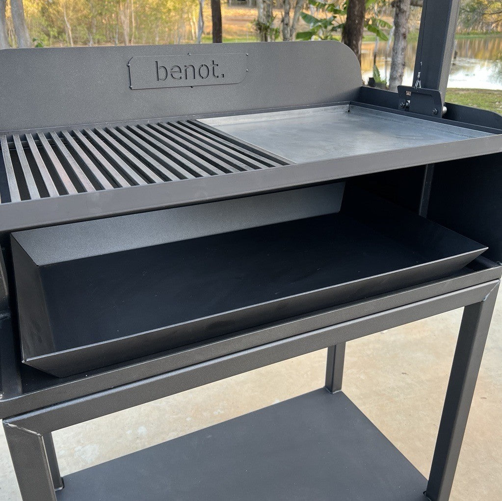 Australian Made Argentine Parrilla BBQ Charcoal Grill