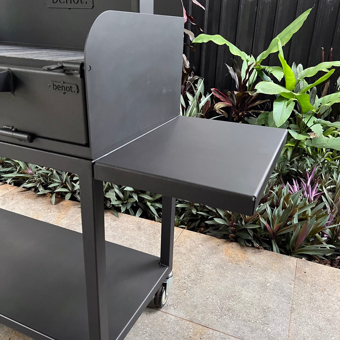 Parrilla Side Table