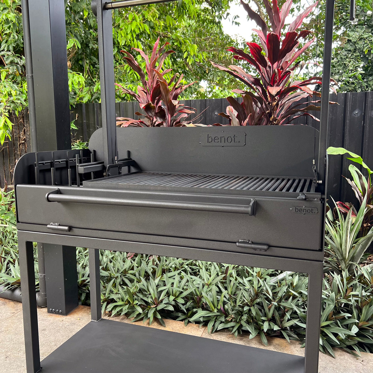 Benot Parrilla Grills