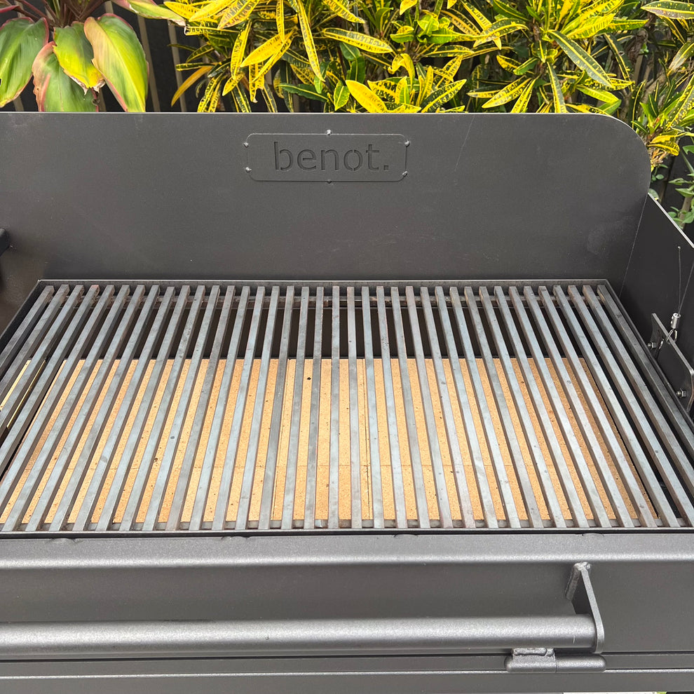 Benot Built-In/Benchtop Parrilla with Brasero & Door