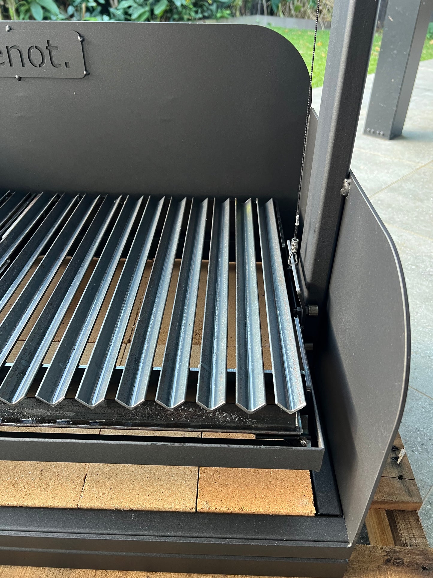 Benot 800 Series Built-In/Benchtop Parrilla