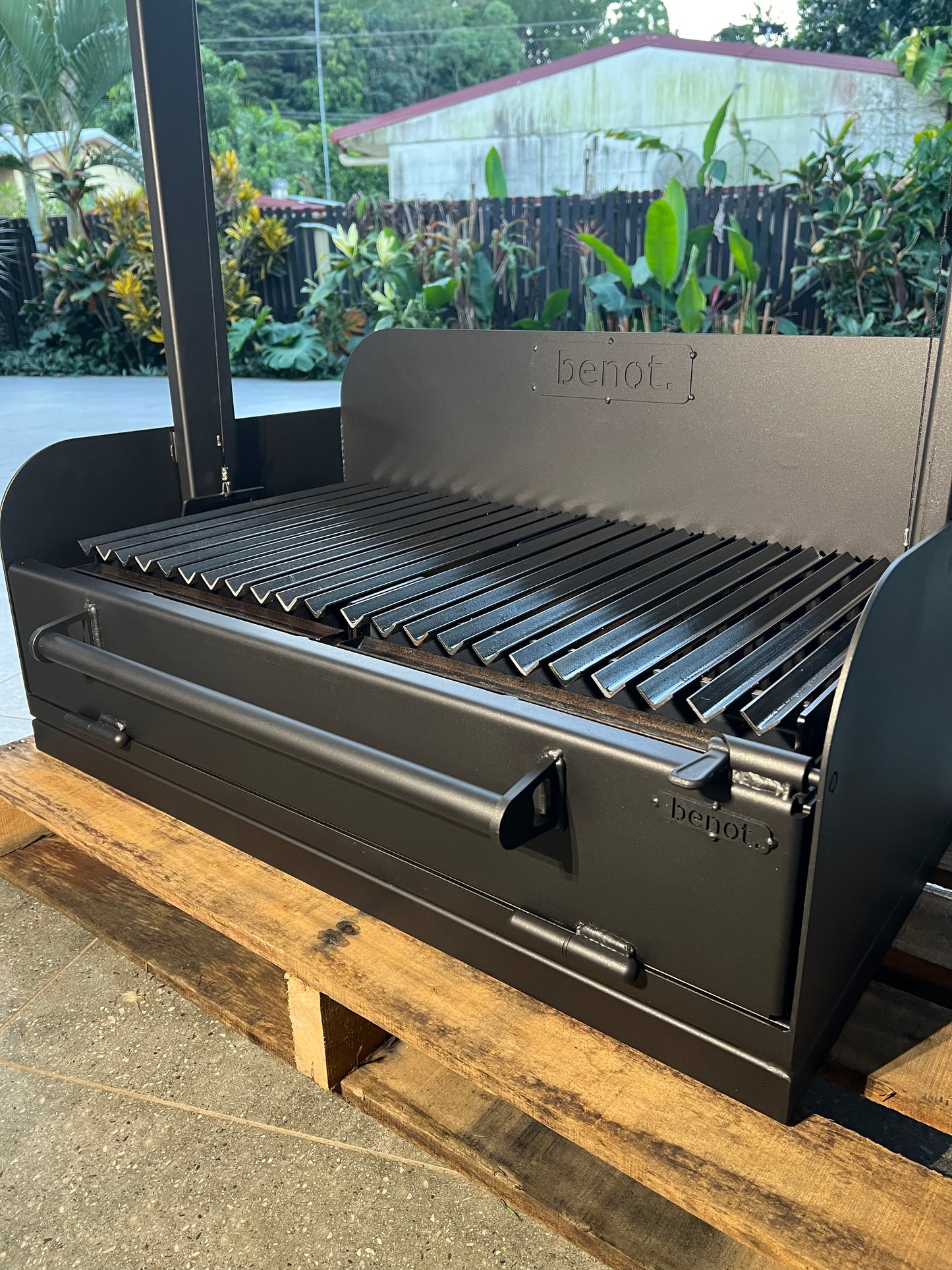 Benot 800 Series Built-In/Benchtop Parrilla with Door