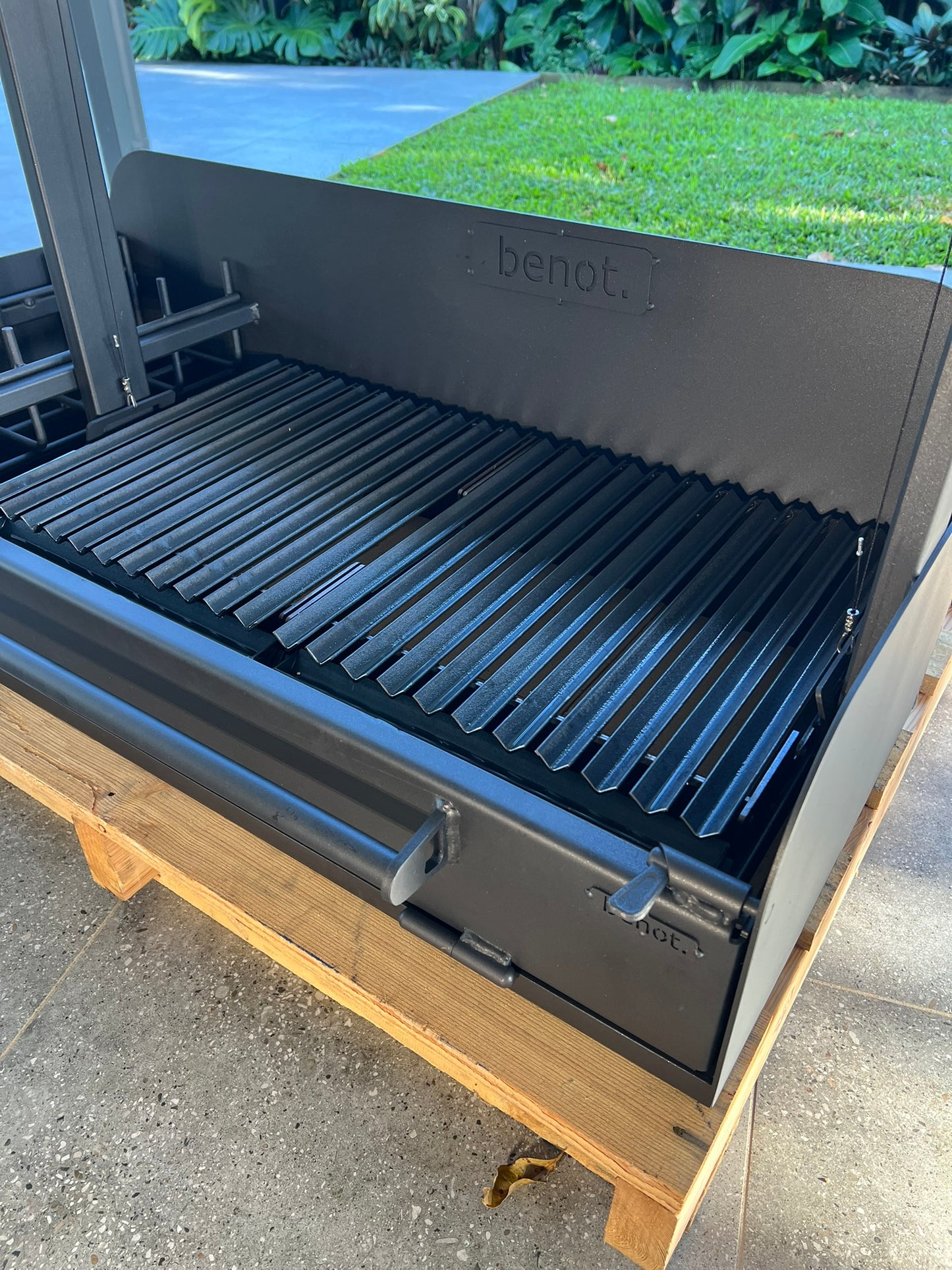 Benot 800 Series Built-In/Benchtop Parrilla with Brasero & Door