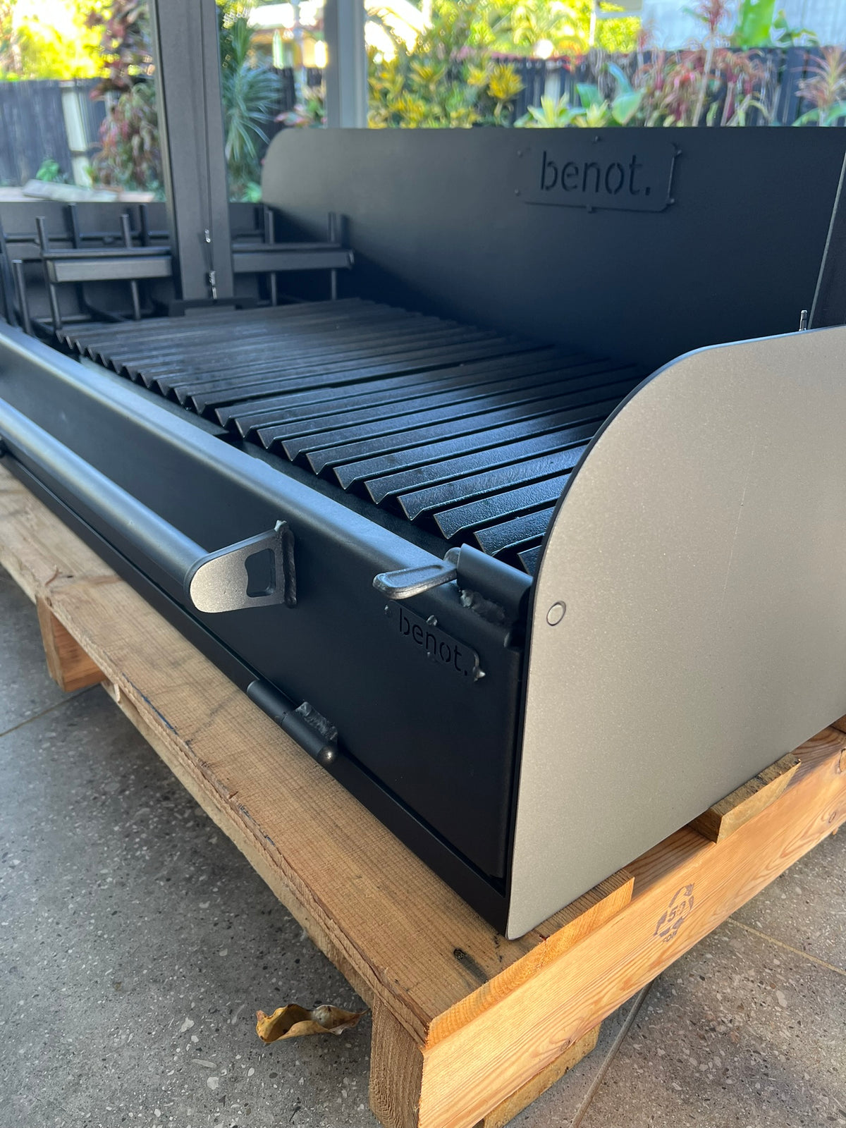 Benot 800 Series Built-In/Benchtop Parrilla with Brasero & Door